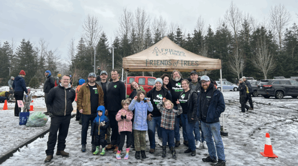 Malarkey Roofing Friends of Trees volunteer event